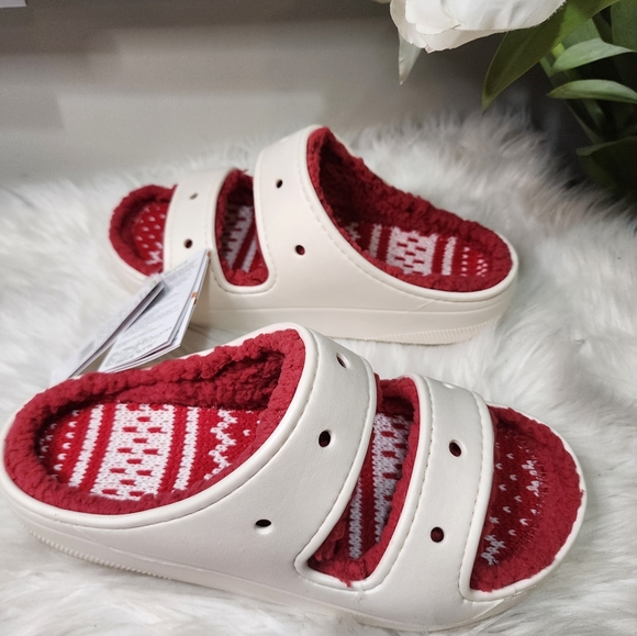 Crocs Classic Cozzzy Sandal Mens7/Women9 new - Picture 5 of 9